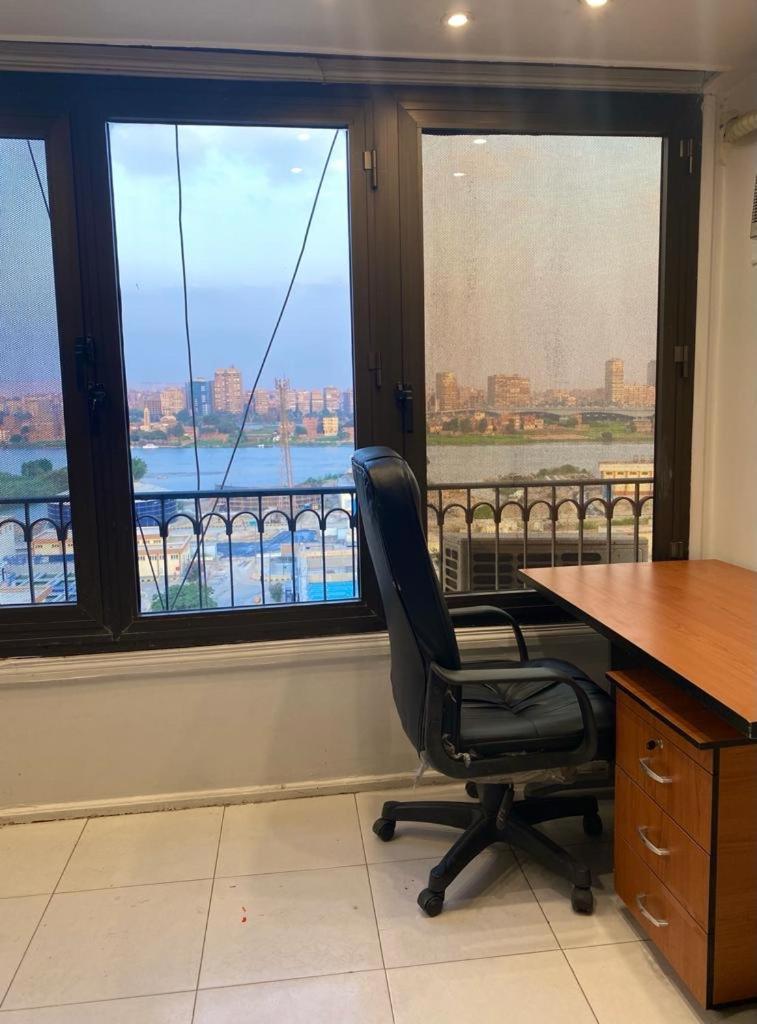 Royal Nile View 2br *