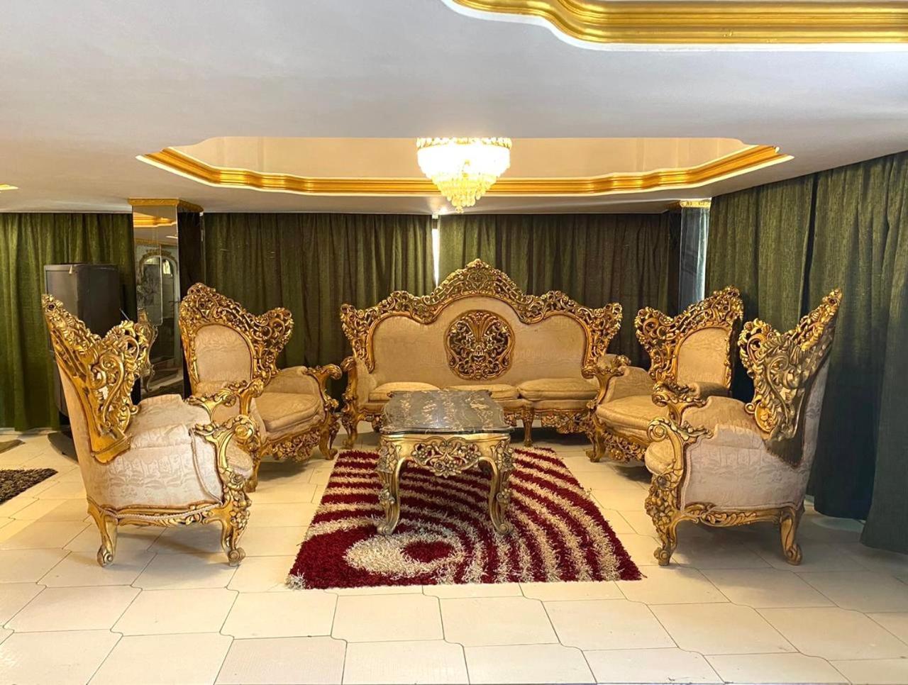 Royal Nile View 2br